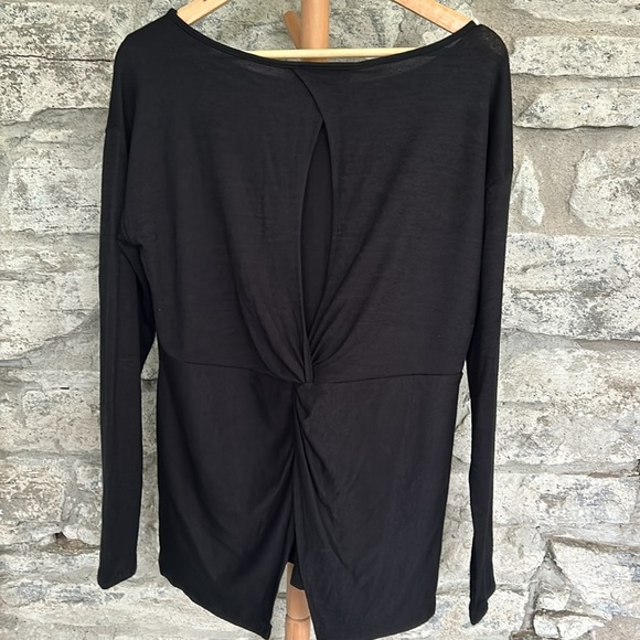 Cut Out Back Knit Top - Picture 2 of 8